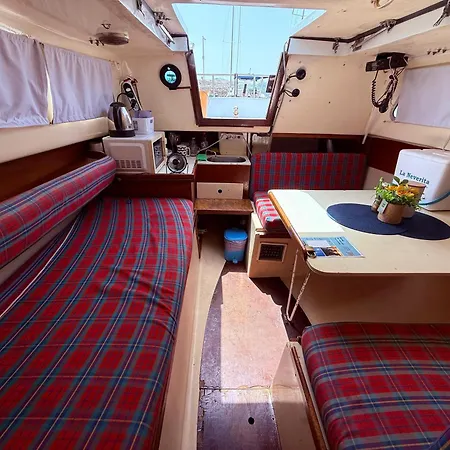 Botel Barcos Belem *